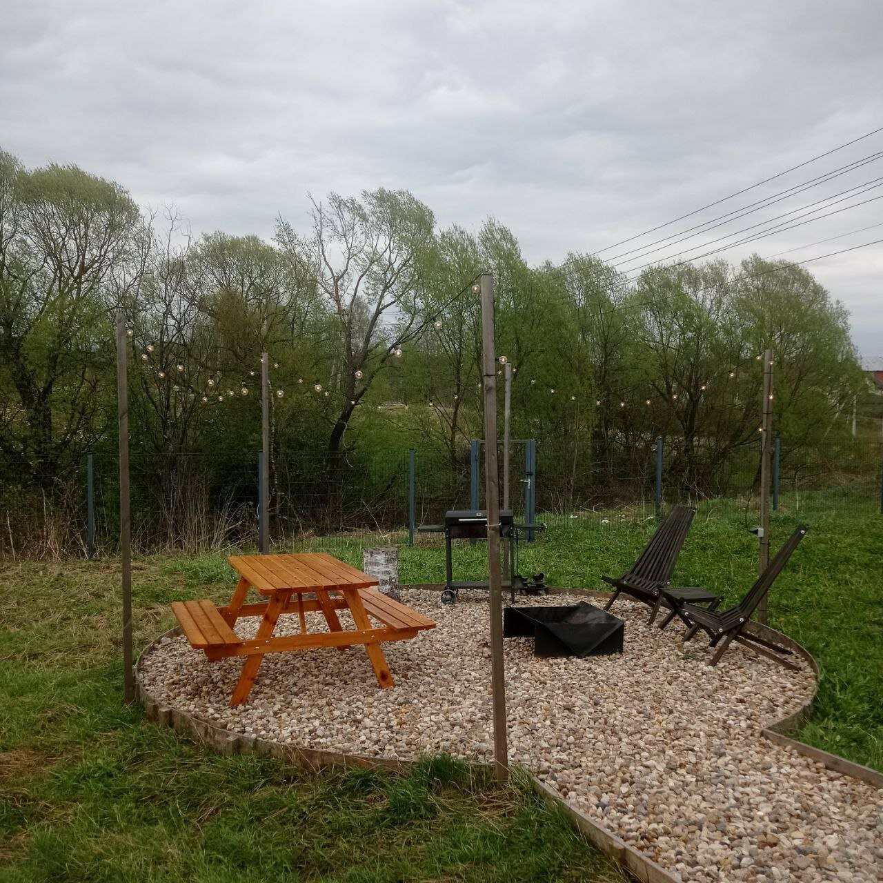 Фото Барн Hide Forest