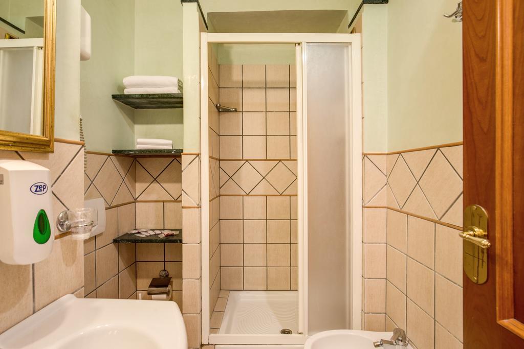 Фото Hotel Montreal