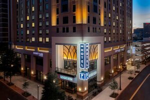Гостиница Courtyard by Marriott Atlanta Midtown в Атланте