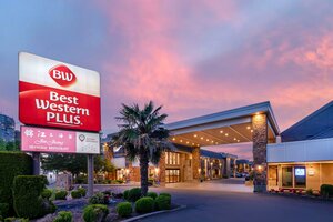 Гостиница Best Western Plus Burnaby Hotel в Нью-Вестминстере