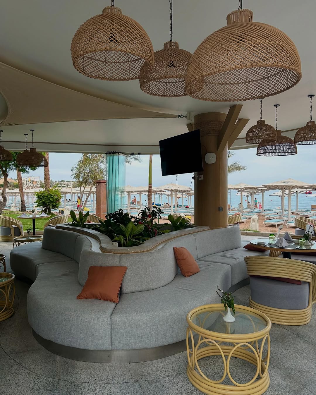 Фото Jaz Fayrouz