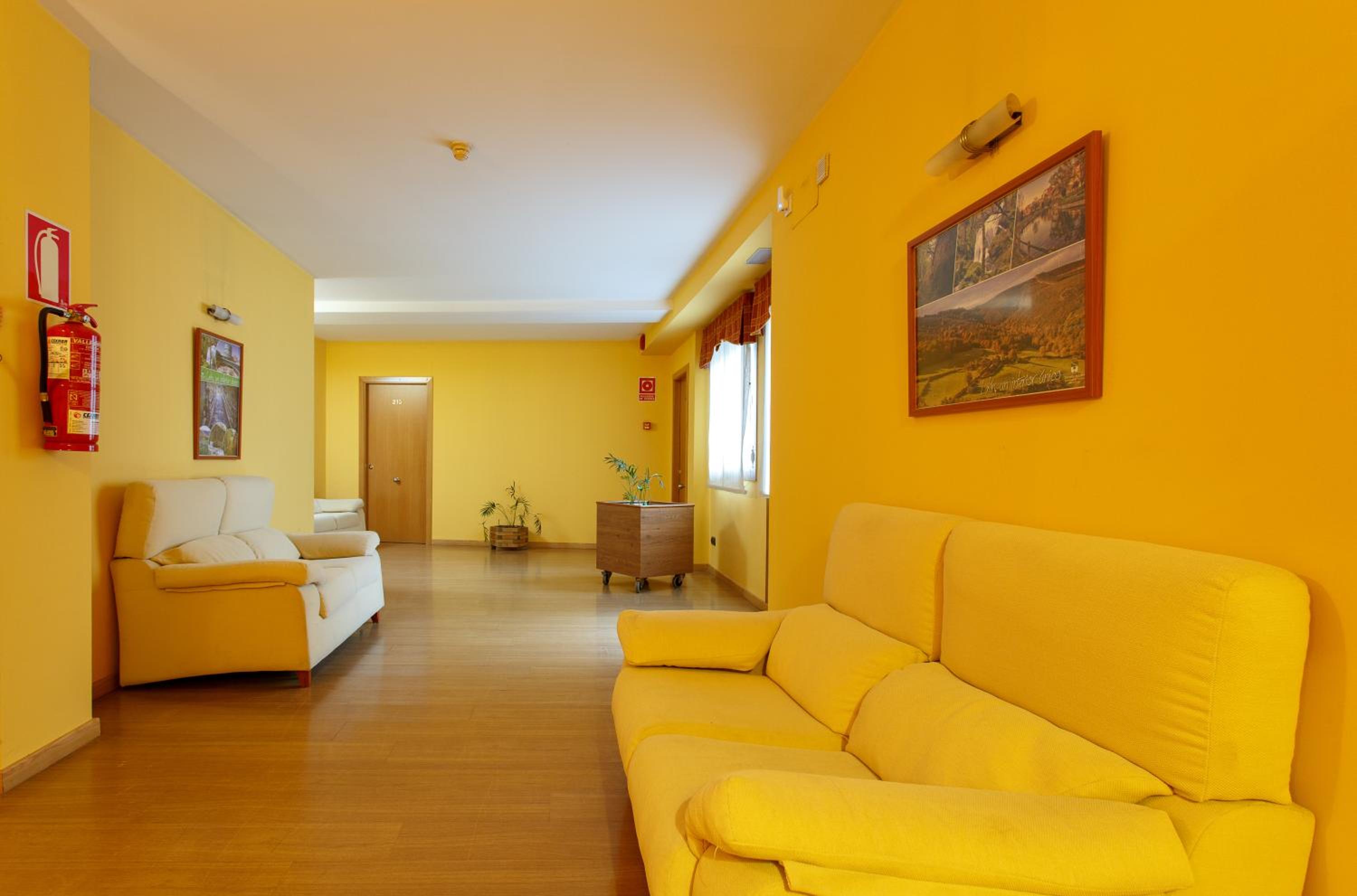 Фото Hotel Pontiñas