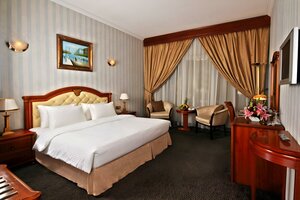 Sun & Sands (Sun & Sands Hotel, Al Muraqqabat, Deira, Dubai), hotel