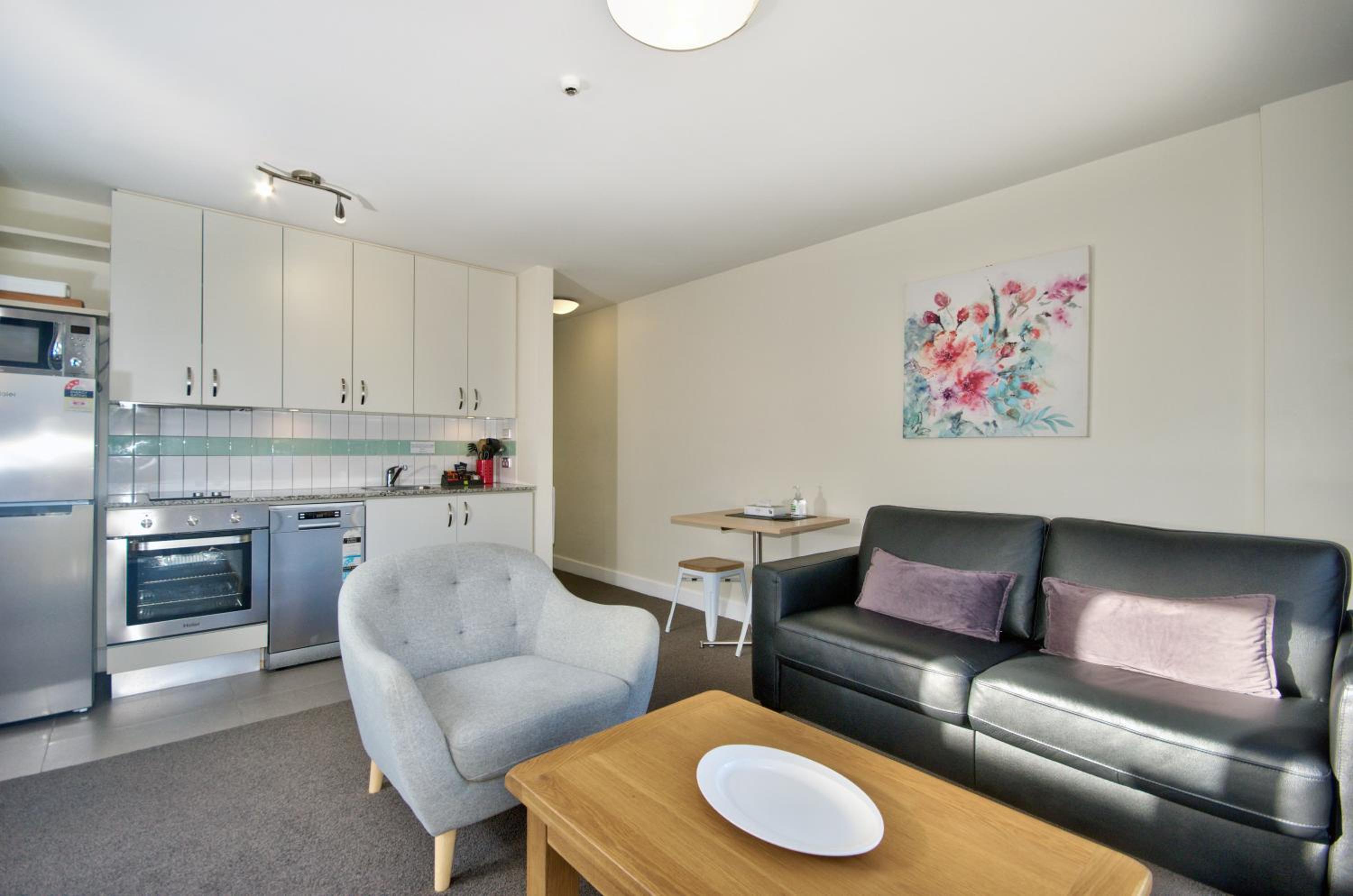Фото Whistler Holiday Apartments 