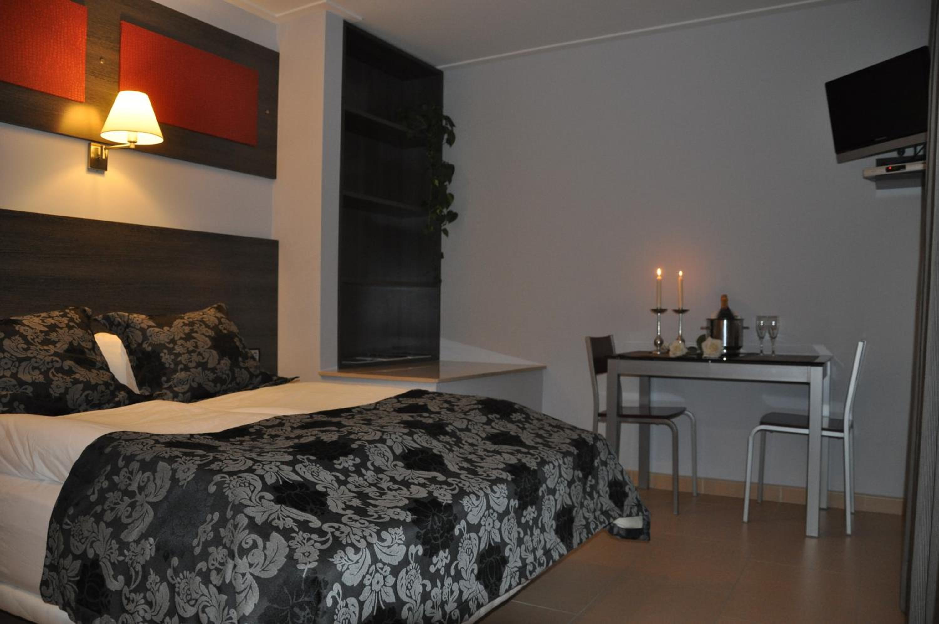 Фото Casablanca Suites