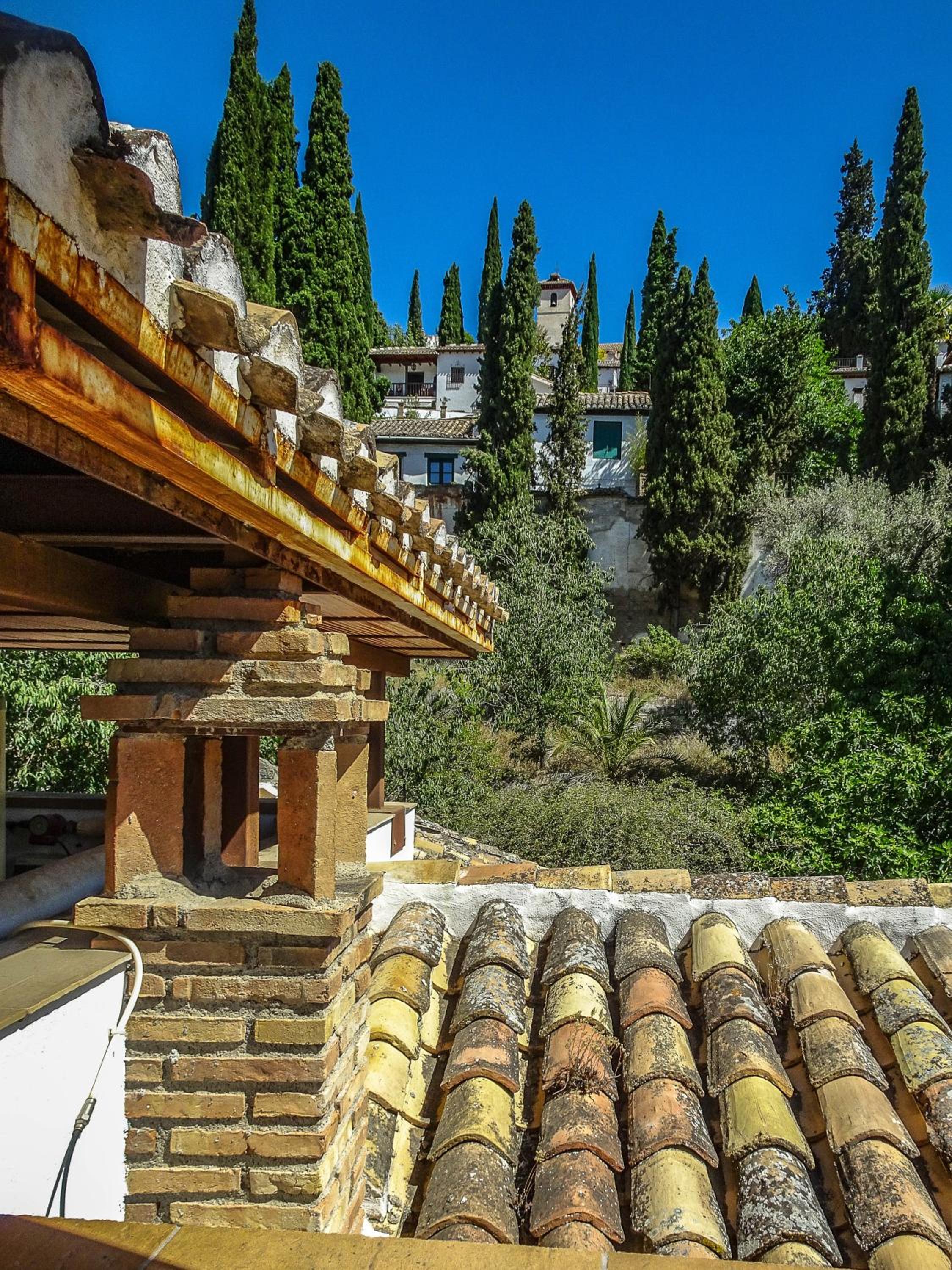 Фото Apartamentos Turisticos Alhambra