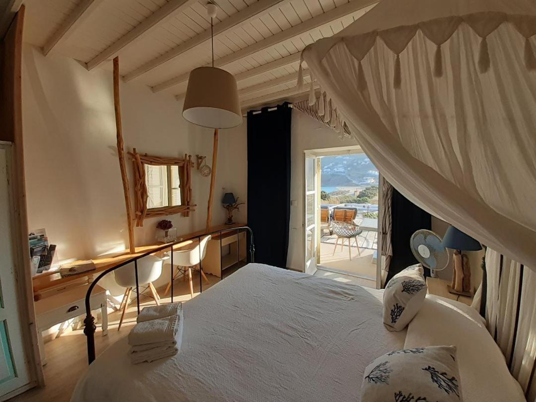 Фото Sea Side Studios & x26; Houses