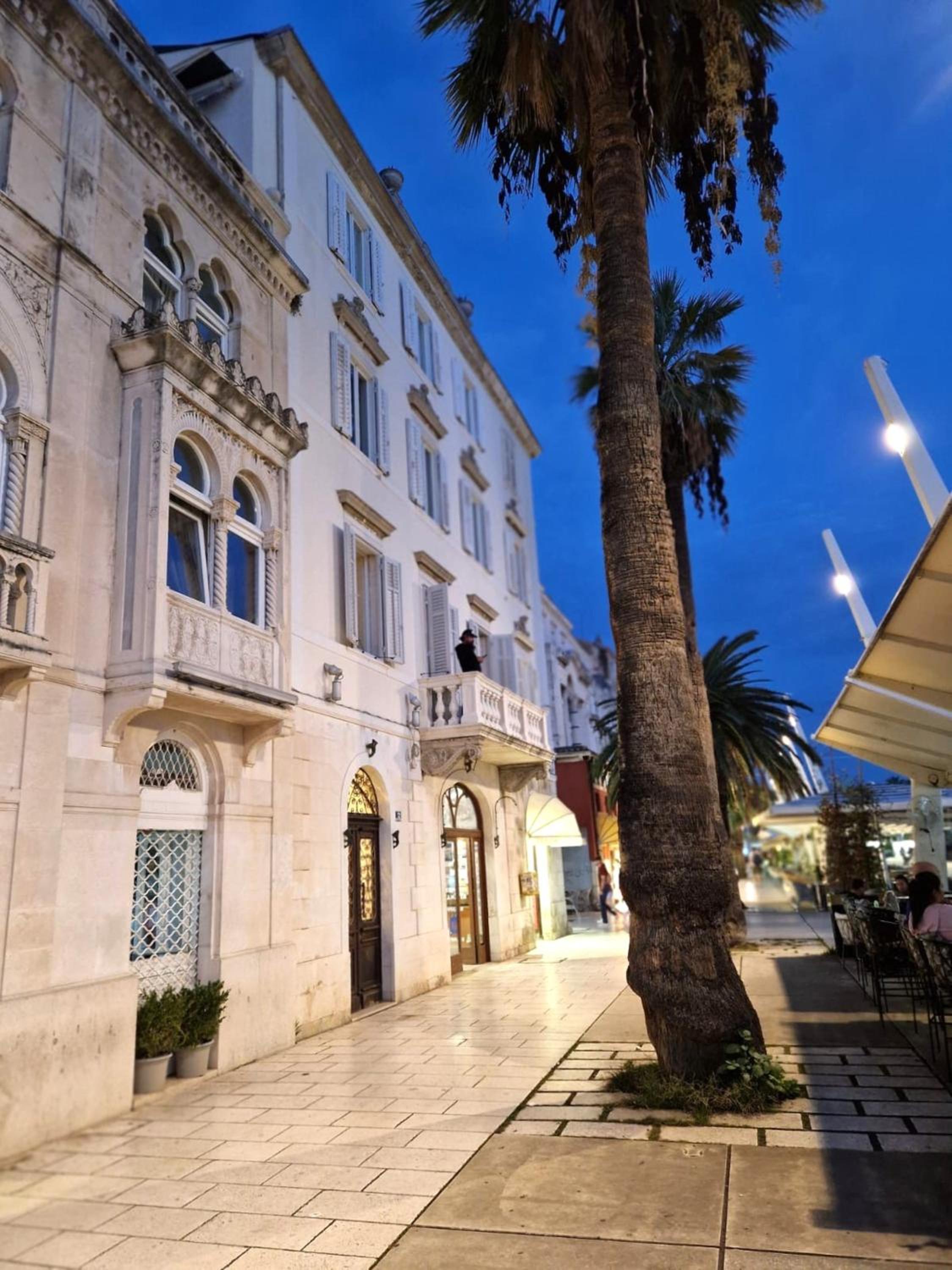 Фото Riva Luxury Suites