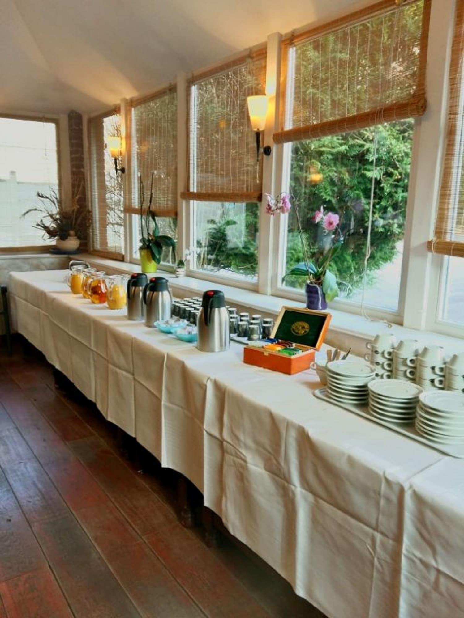 Фото Logis Hôtel Les Pages