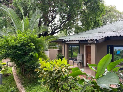 Апартаменты Zambezi Ultima Lodge в Ливингстоне