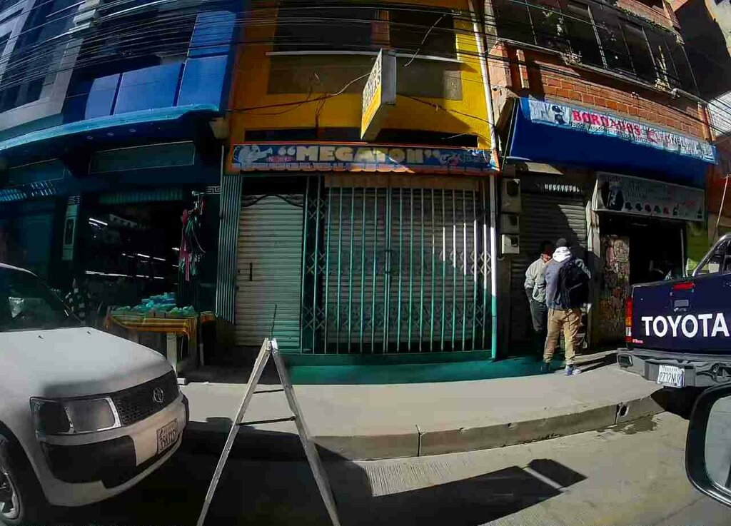 Drapery shop Fabrics, El Alto, photo