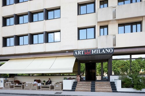 Гостиница Art Hotel Milano в Прато