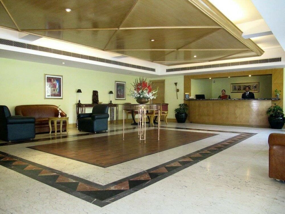 Фото Hotel Ritz Plaza