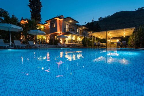 Гостиница Otto Palace в Кумлудже