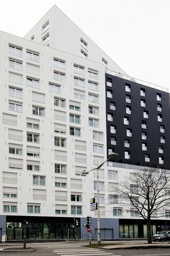 Гостиница Sejours & Affaires Paris Bagnolet в Монтрее