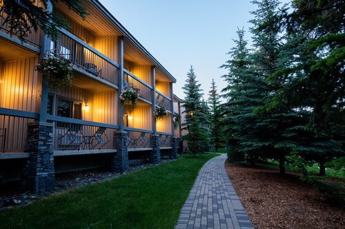 Гостиница Tunnel Mountain Resort в Банффе