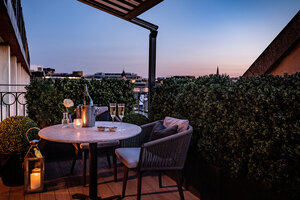 Гостиница The Westbury Hotel