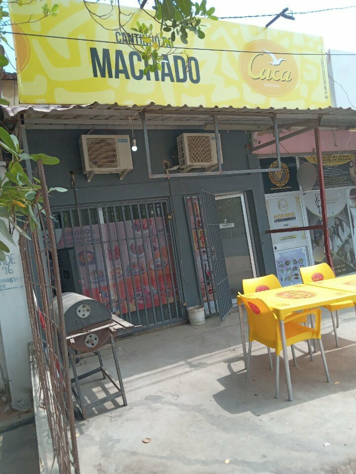 Cafe Cantinho Machado, Loanda, photo