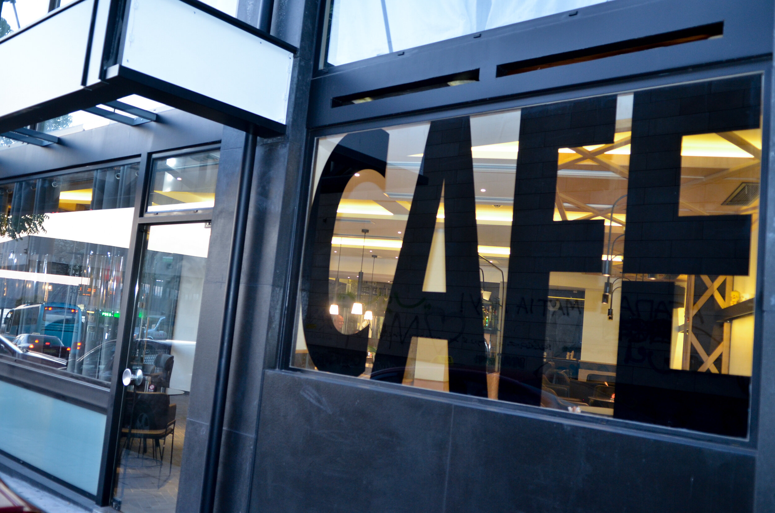 Фото Adonis City Hotel