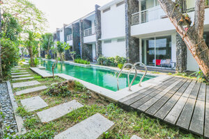 Гостиница The Kanjeng Suites & Villas Sanur
