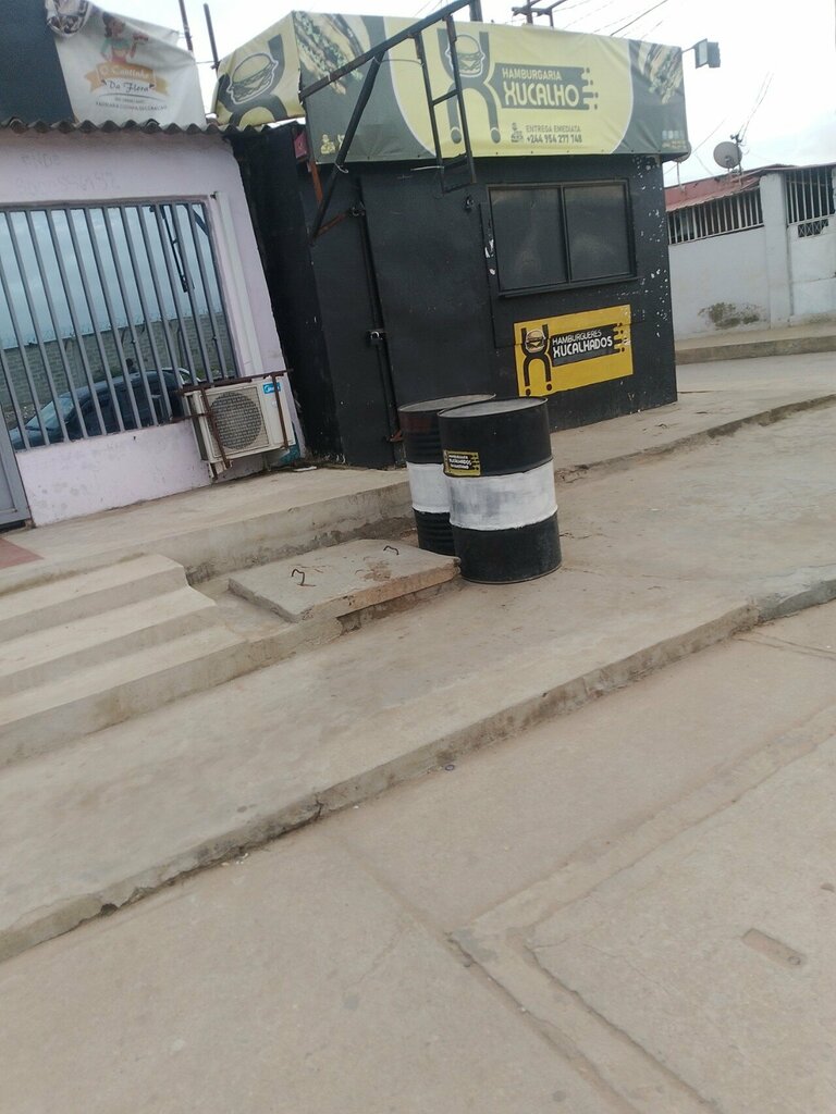 Fast food Xucalho, Loanda, photo