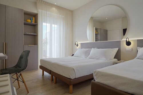 Гостиница Hotel La Fenice в Римини