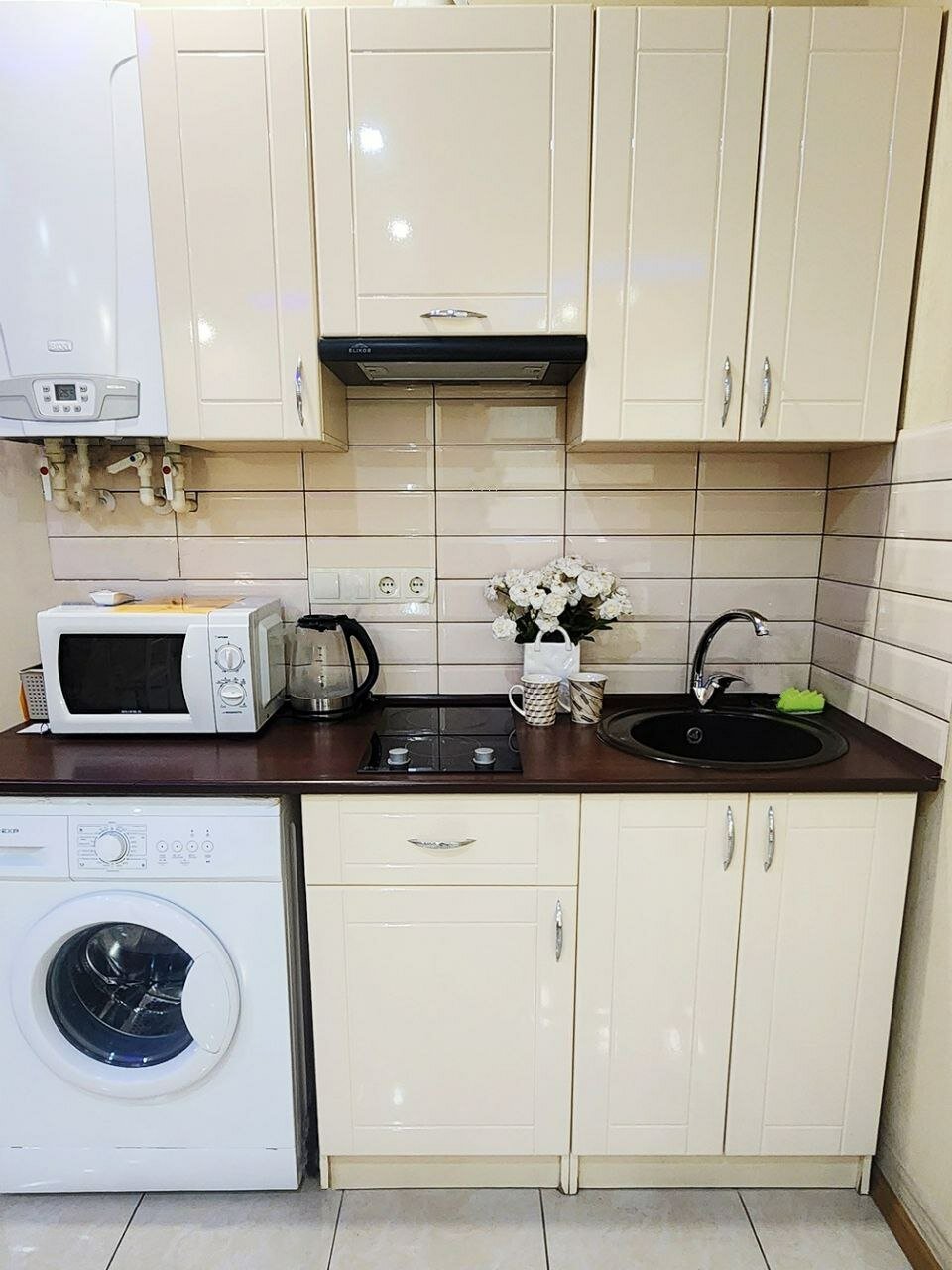 Фото У Арама