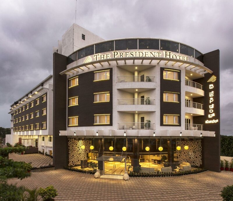 Гостиница The President Hotel