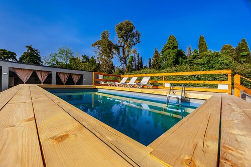 Гостиница Grey House в Гагре