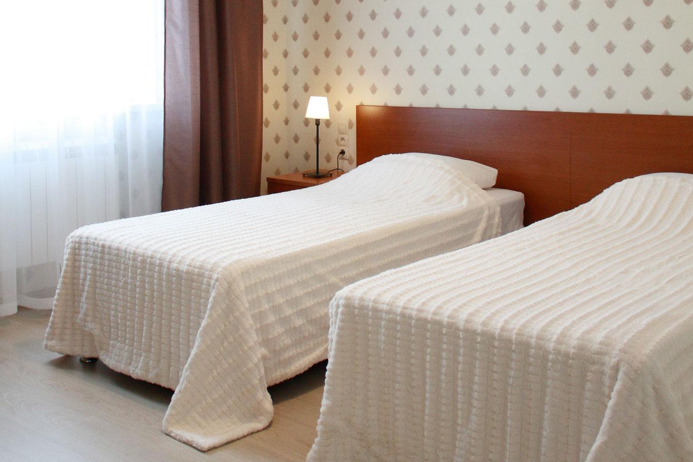 Фото Август