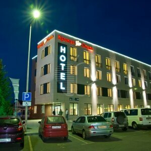 Внешний вид отеля Крокус-Отель в Набережных Челнах, фото 4