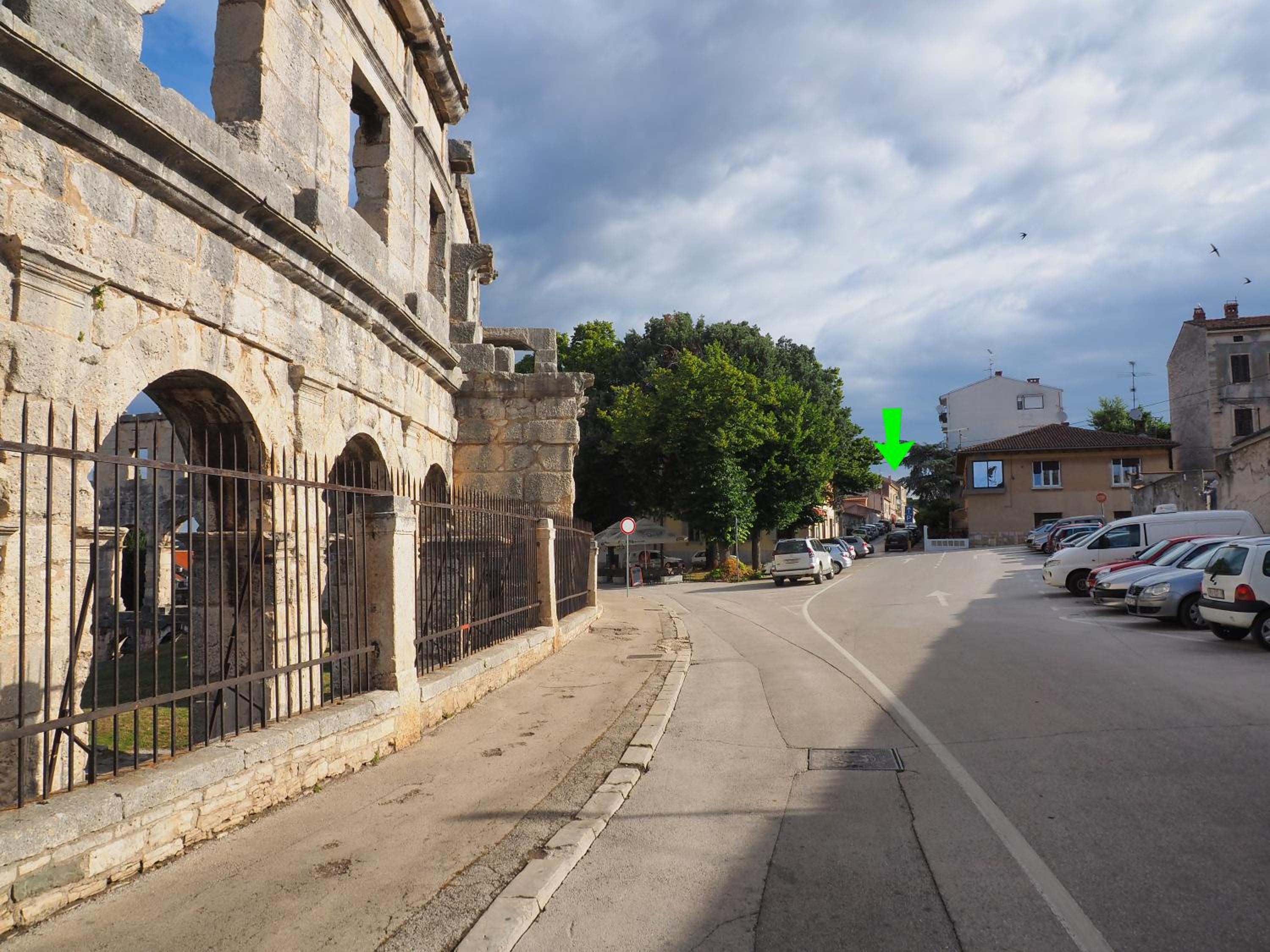 Фото Captain Emo City Apartments