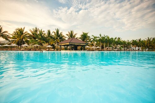 Гостиница Diamond Bay Resort & SPA в Нячанге