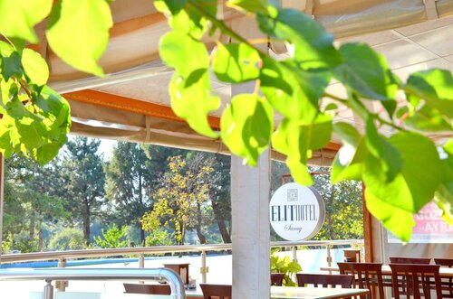 Гостиница Elit Hotel Saray в Сарае