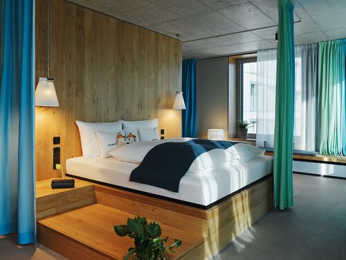 Гостиница 25hours Hotel Zurich Langstrasse в Цюрихе