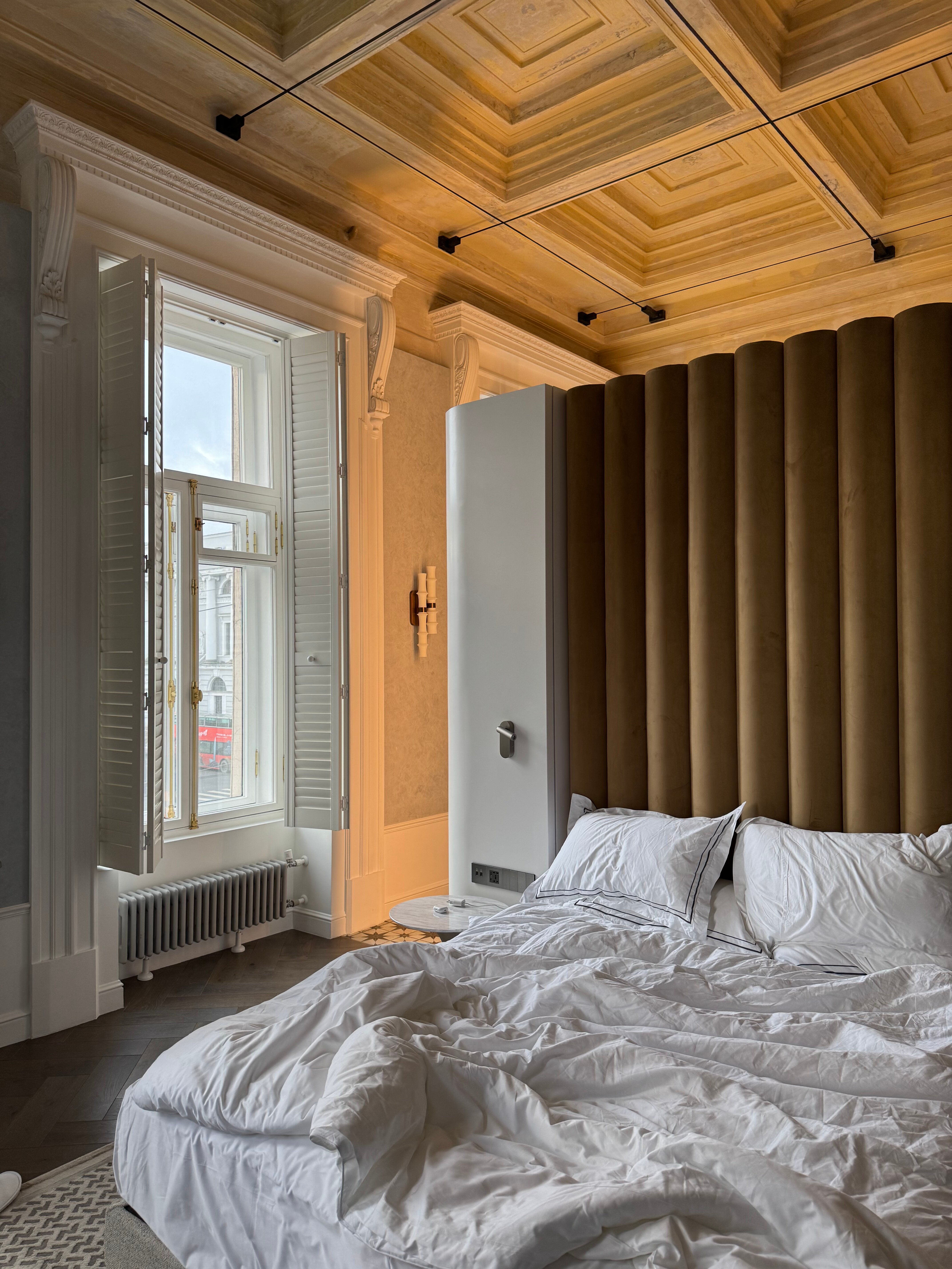 Фото Огюстин Шатильон