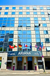 отель Hotel Ariana 