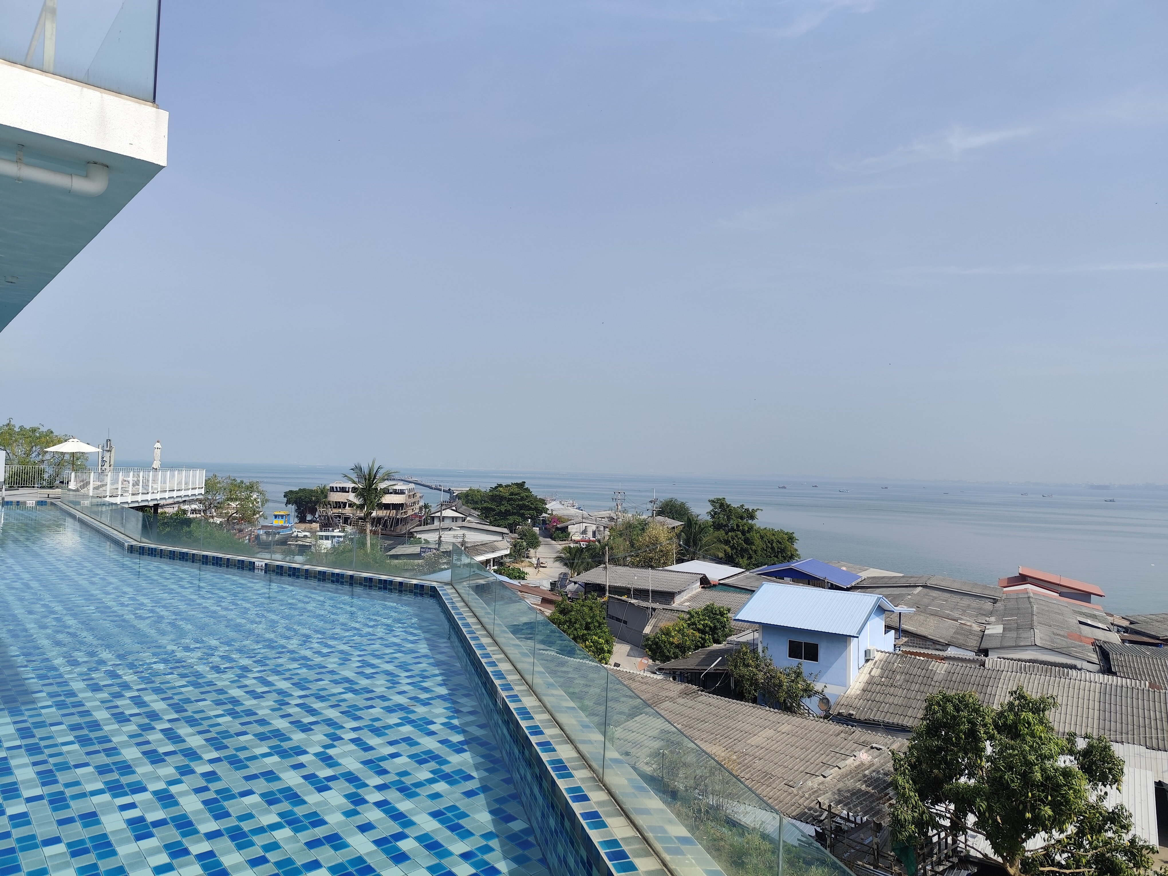 Фото Tsix5 Phenomenal Hotel Pattaya