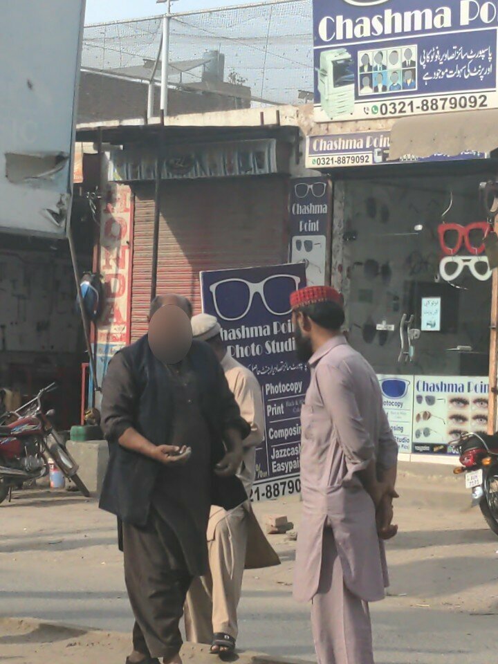 Bar, pub Mzq ice cream bar, Lahore, photo