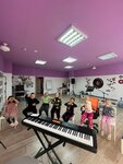 Фа Мажор (Serova Street, 478А), educación musical