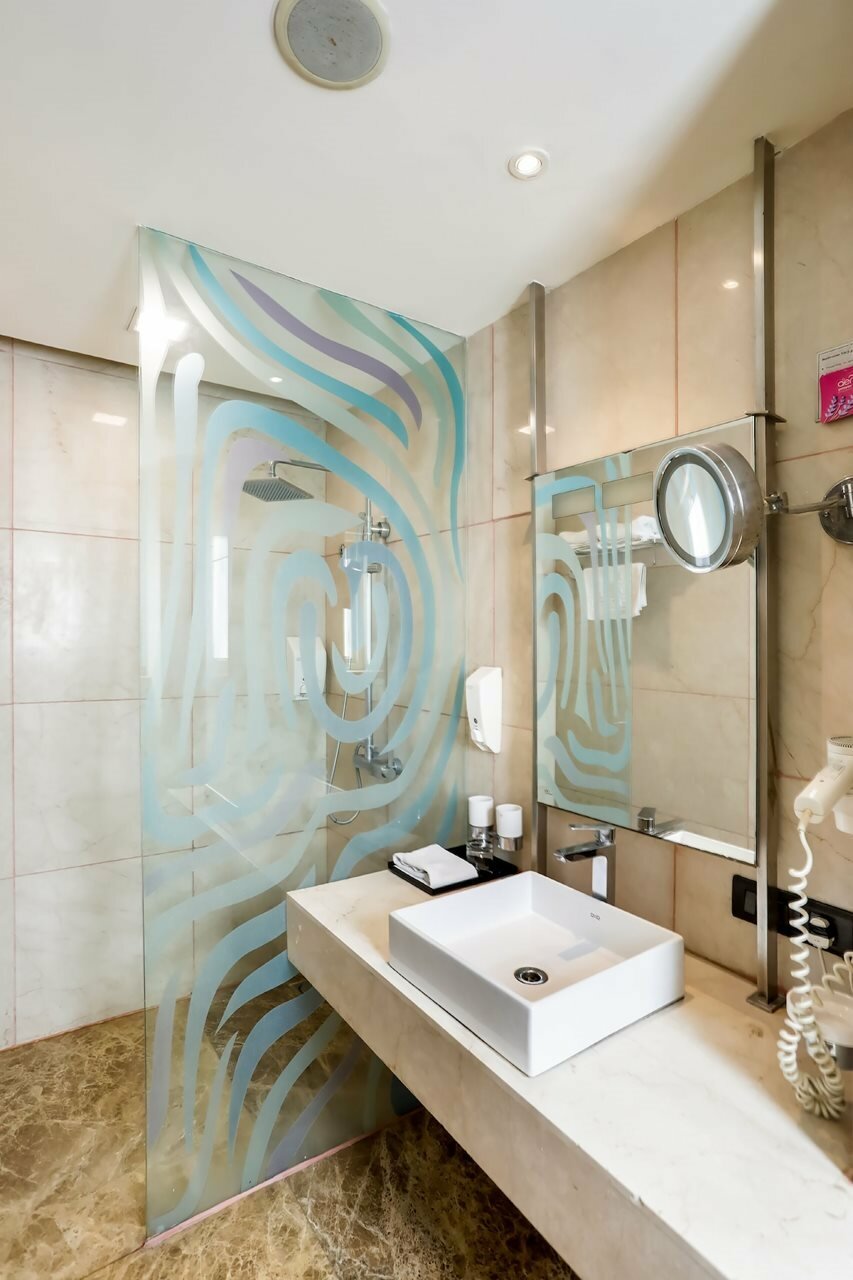 Фото The Allure Hotel R-57