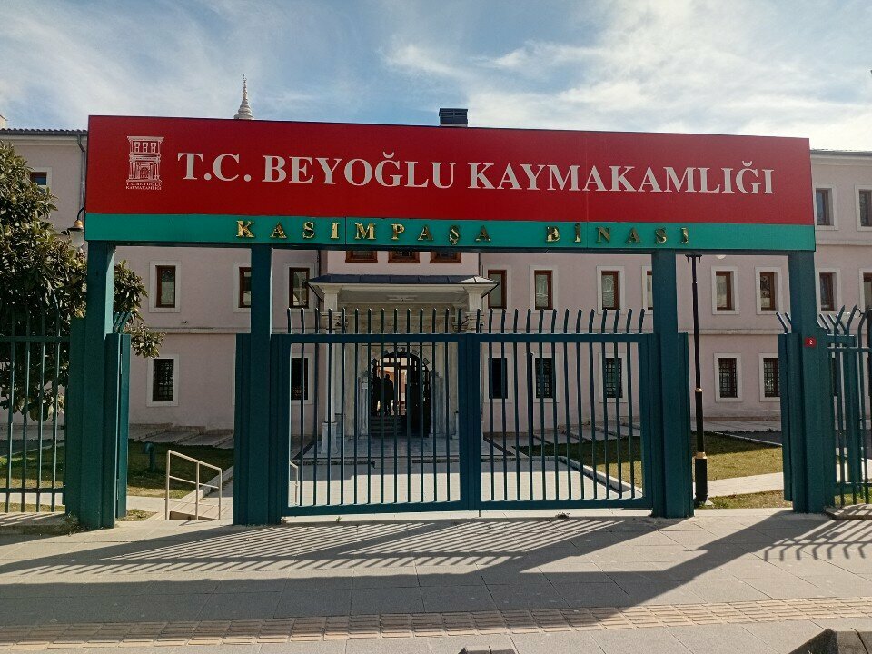 Government ministries, services Beyoolu District Population Directorate, Istanbul, photo