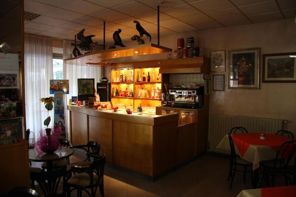 Фото Hotel Peonia