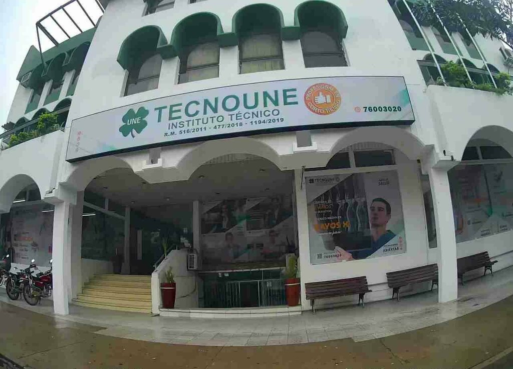 University Tecnoune, Santa Cruz de la Sierra, photo