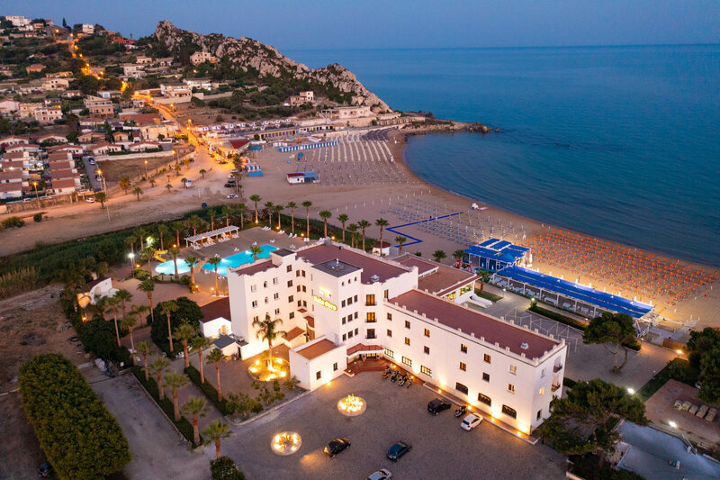 Гостиница Baia D'Oro Hotel