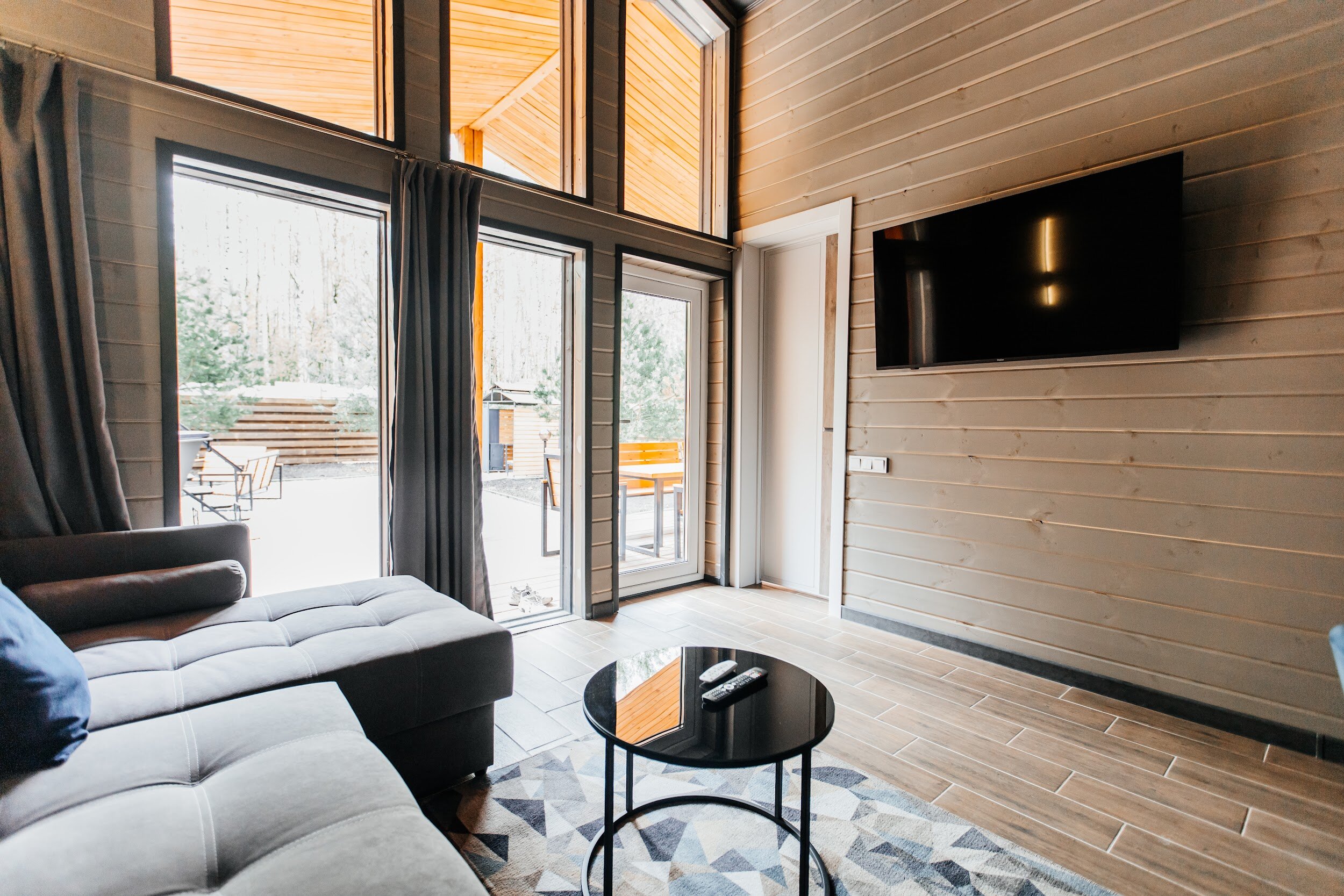 Фото Барн Вилладж