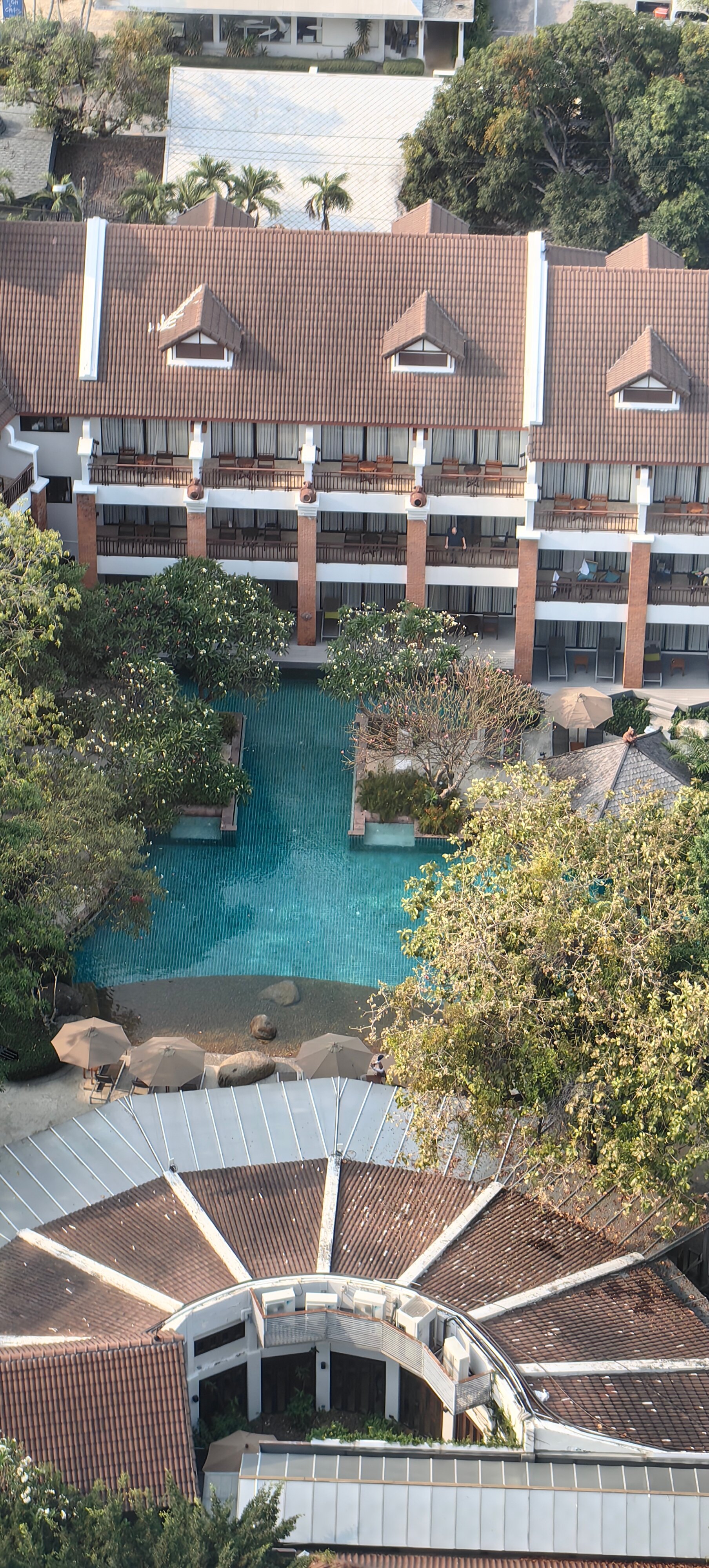 Фото Woodlands Hotel & Resort