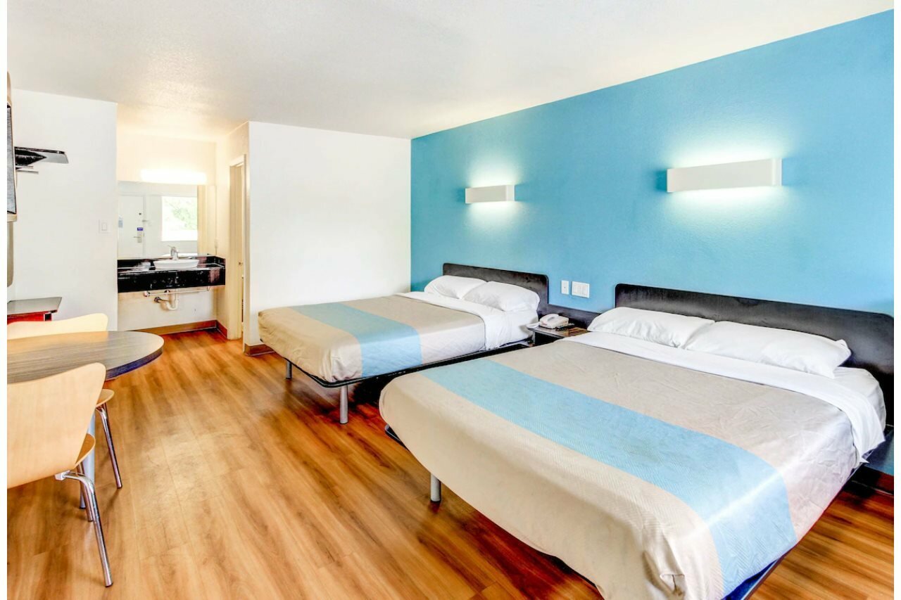 Фото Motel 6 Waco, Tx - Lacy Lakeview