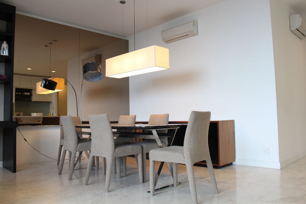 Фото Royal Apartment at Platinum Kl