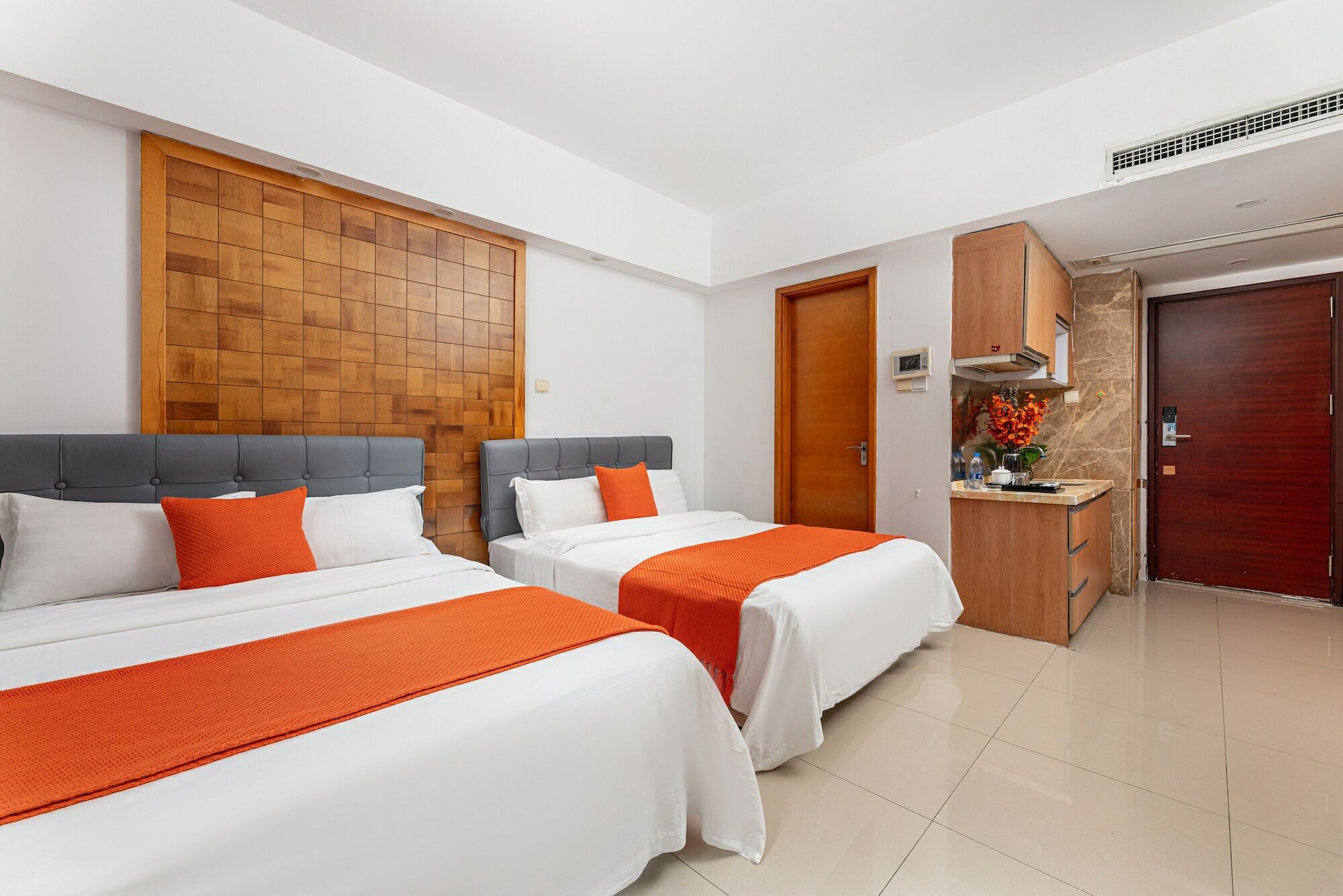 Фото Guangzhou Damei Apartment